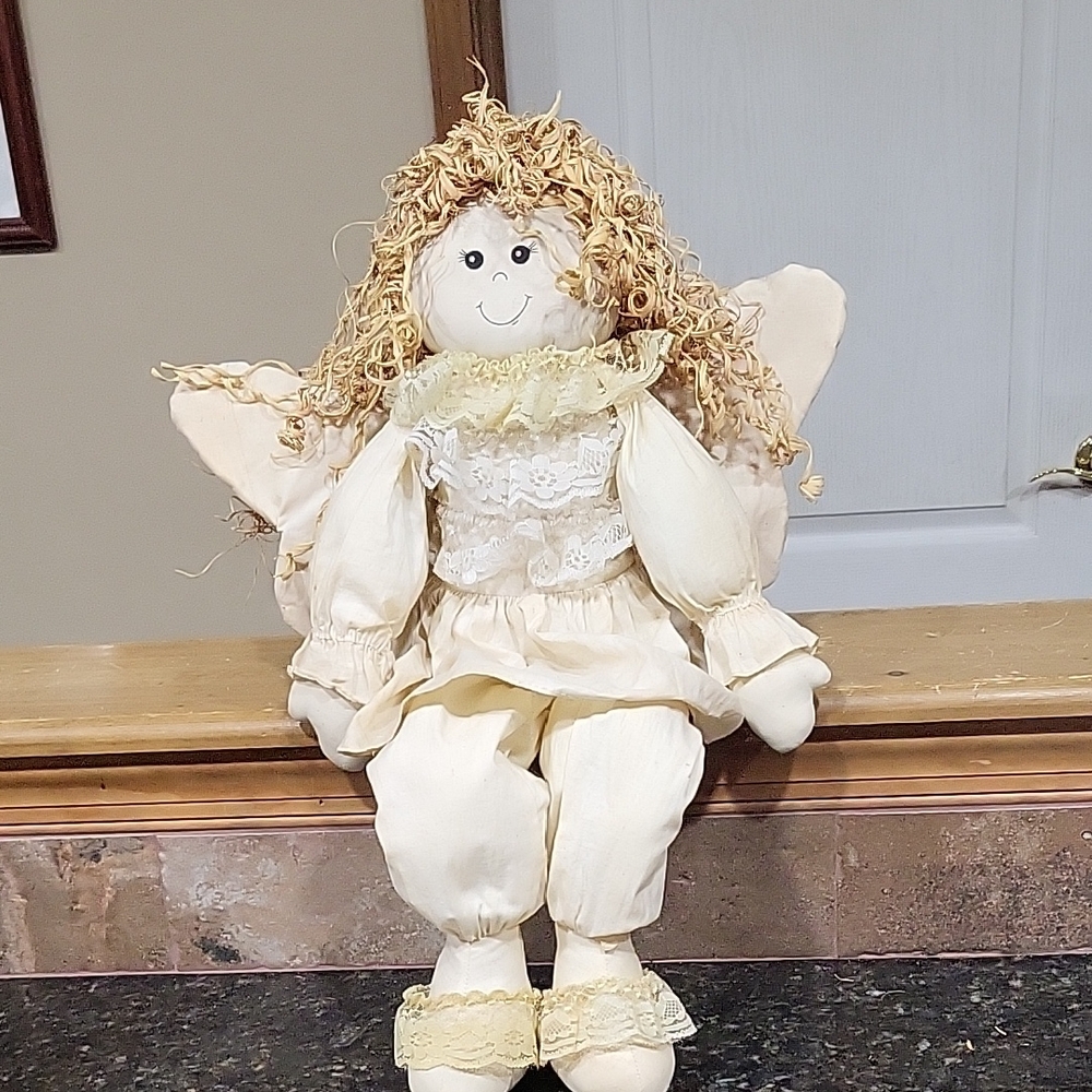 1996 Vintage Angel Doll Shelf Sitter Curly Golden Straw Hair Dress Collectible